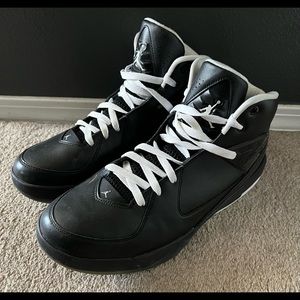 Air Jordan Incline Basketball Shoes